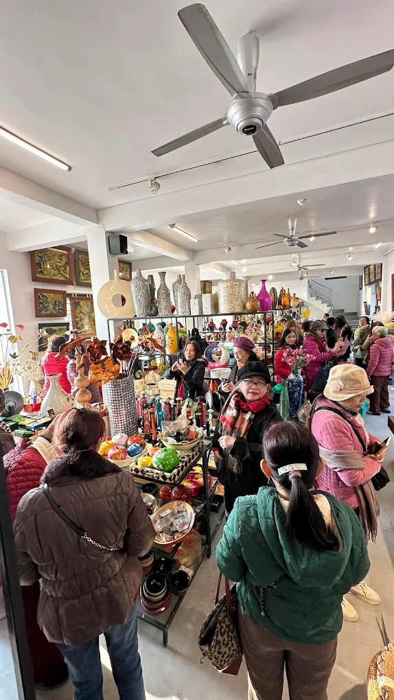2-Day Hanoi Craft Villages Bicycle Tour